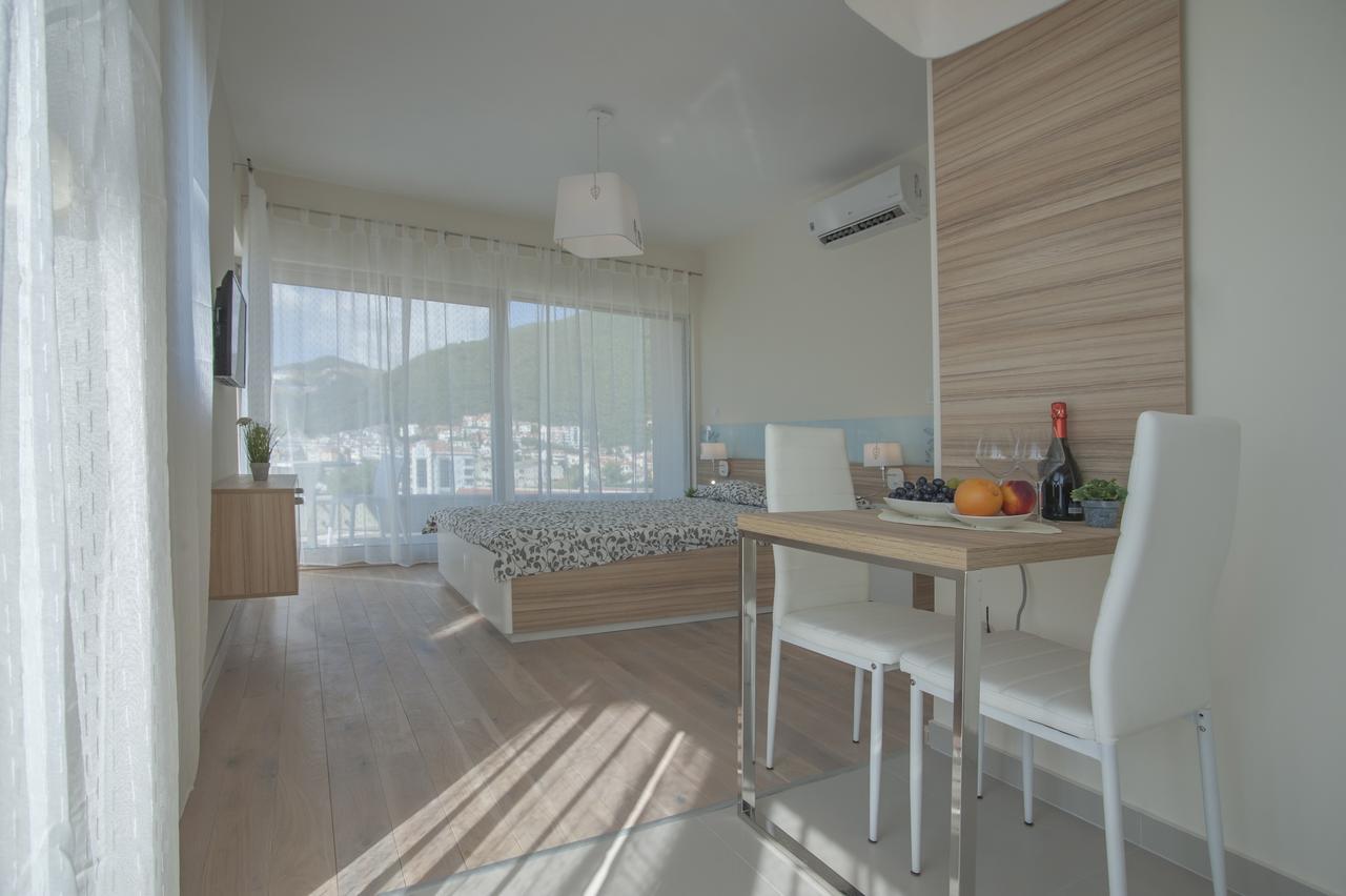 בודווה Jk Suites מראה חיצוני תמונה